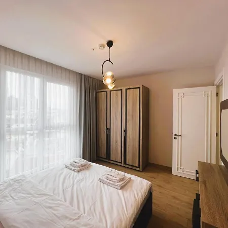 Alyateras Apartamento